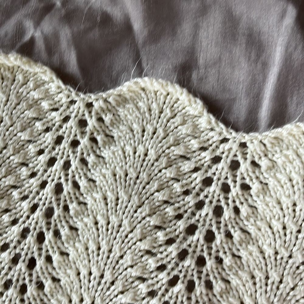 Hand crocheted baby blanket, - Picture 3 of 5